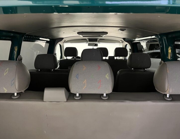 Volkswagen Transporter 18