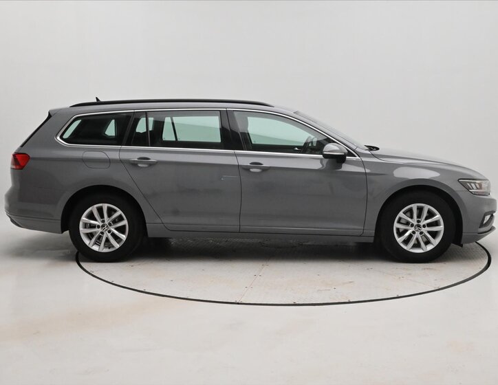 Volkswagen Passat Kombi 2,0 l 110 kw