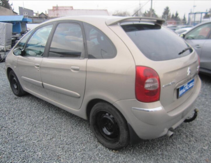 Citroën Xsara Picasso Kombi 1,6 l 80 kw