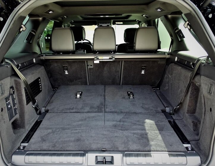 Land Rover Discovery 13