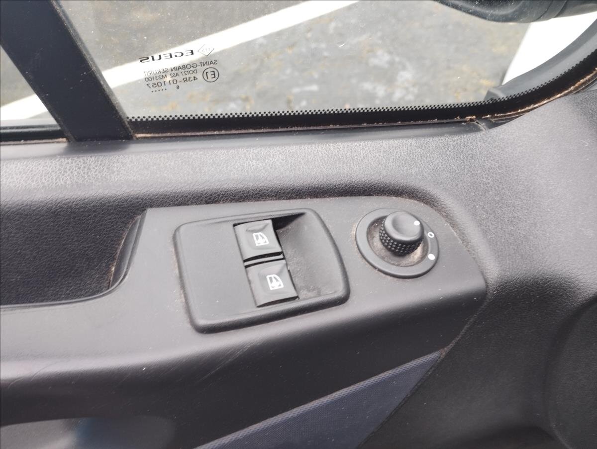 Opel Vivaro Skříň 1,6 l 89 kw