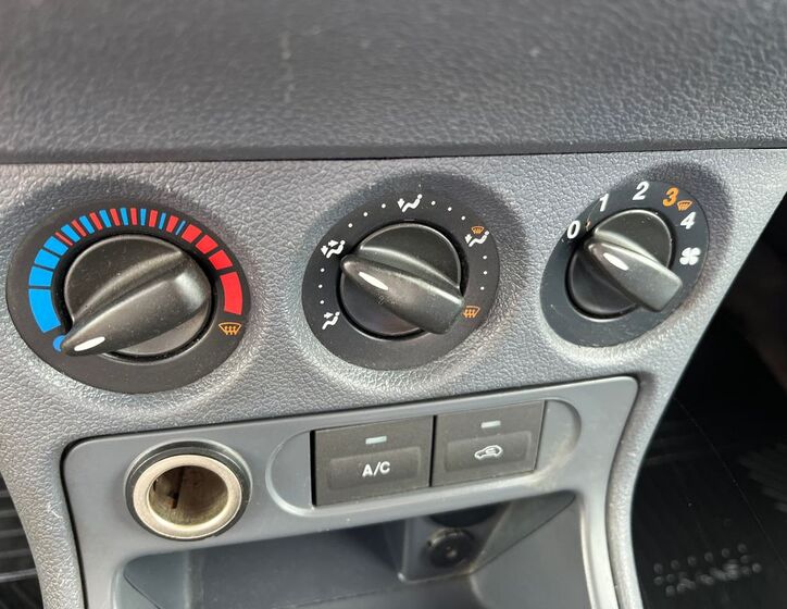 Ford Tourneo Connect 23