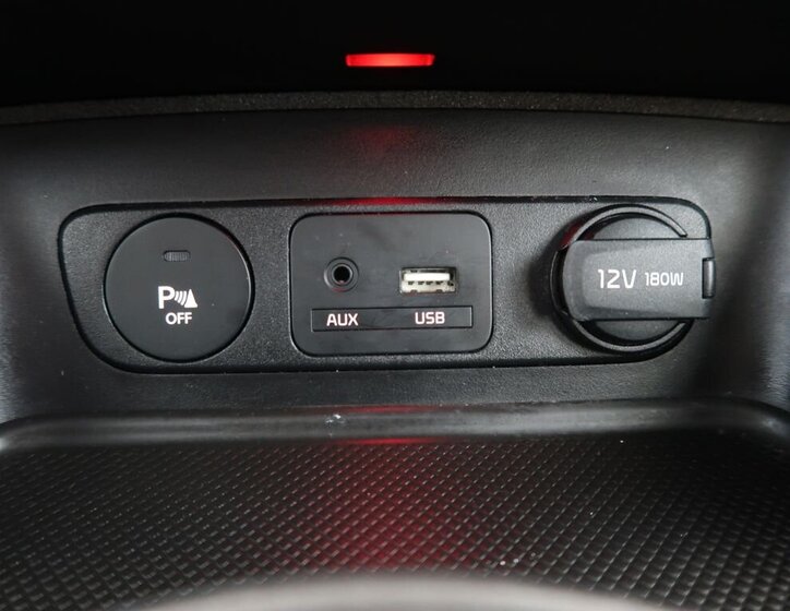 KIA Sportage SUV / Terénní 2,0 l 135 kw