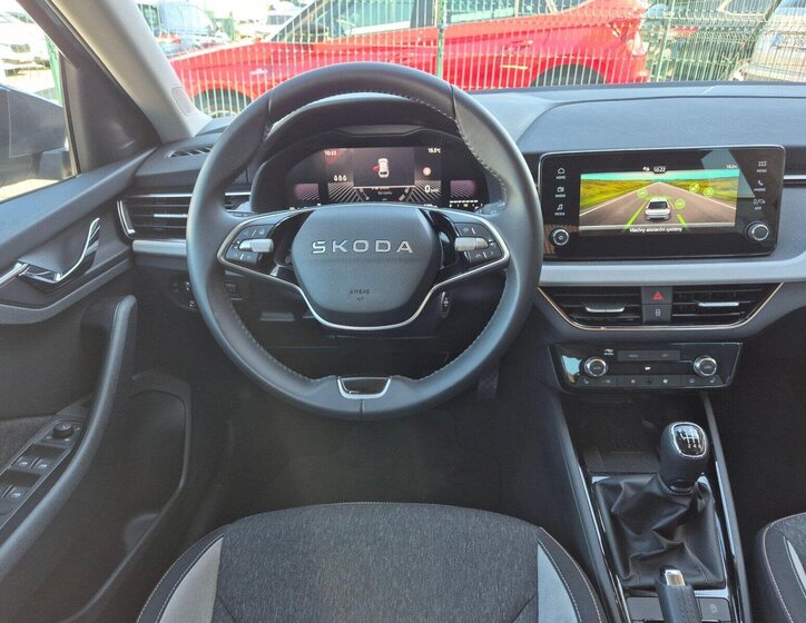 Škoda Scala Hatchback 1,5 l 110 kw