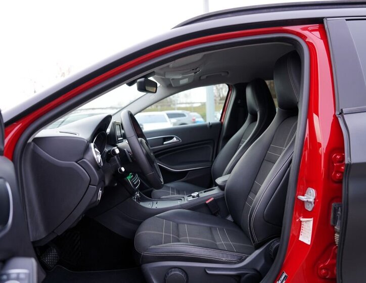 Mercedes-Benz GLA 21