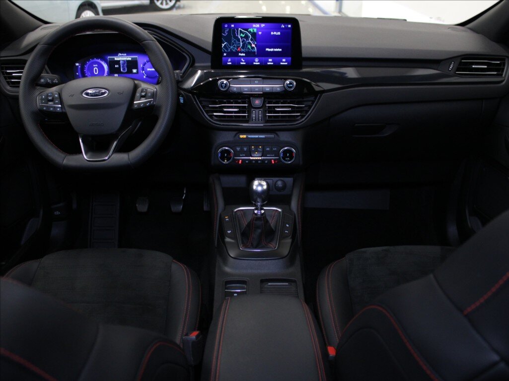 Ford Kuga SUV 1,5 l 110 kw