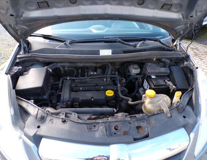 Opel Corsa Hatchback 1,2 l 59 kw