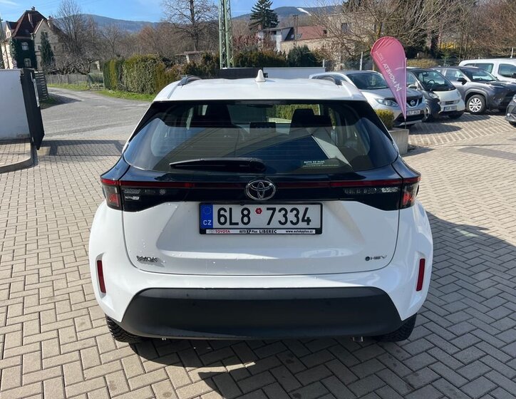 Toyota Yaris Cross SUV / Terénní 1,5 l 68 kw
