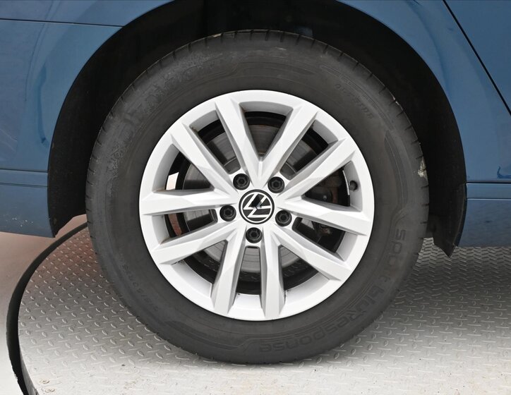 Volkswagen Passat Kombi 2,0 l 110 kw