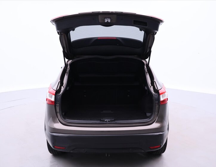 Nissan Qashqai SUV 1,5 l 81 kw