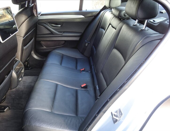 BMW Řada 5 Sedan 3,0 l 180 kw