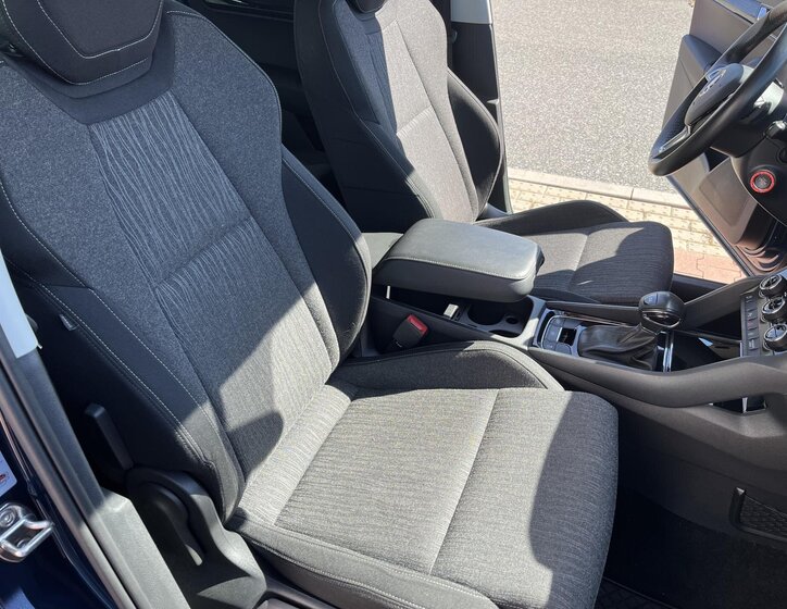 Škoda Karoq SUV / Terénní 1,5 l 110 kw