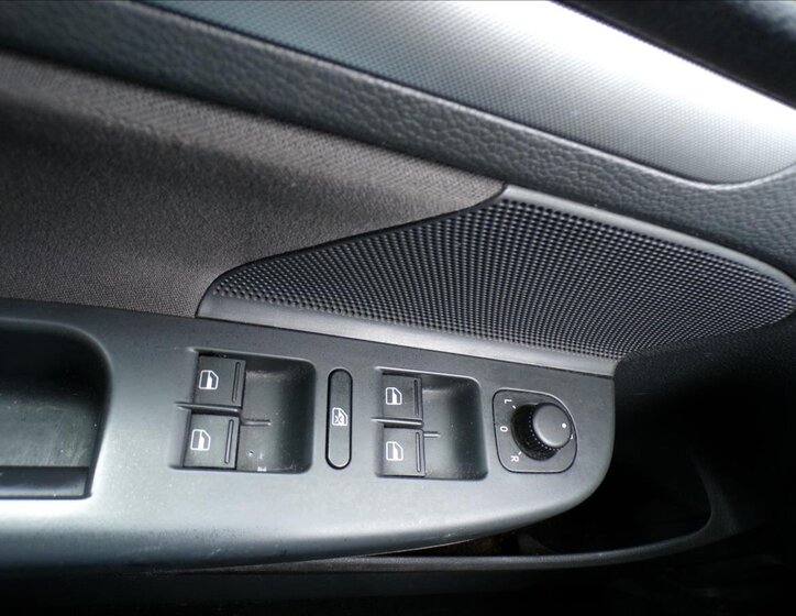 Volkswagen Golf Kombi 1,4 l 90 kw