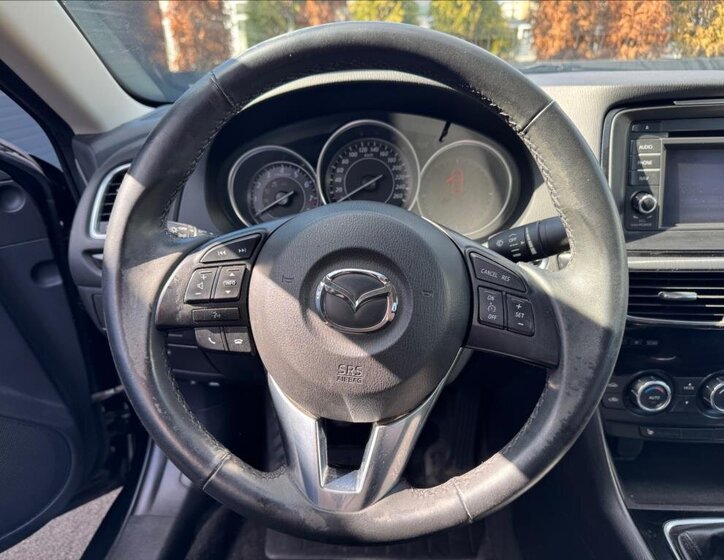 Mazda 6 Sedan / Limuzína 2,0 l 107 kw