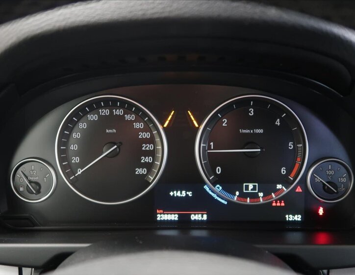 BMW X5 SUV / Terénní 2,0 l 160 kw