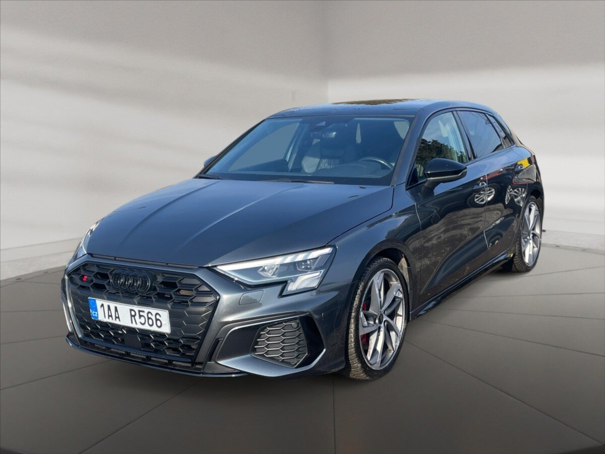 Audi S3 Hatchback 2,0 l 228 kw