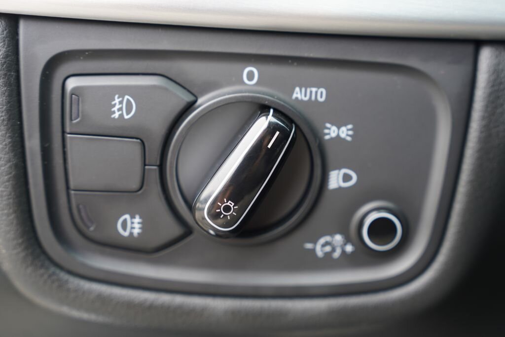 Audi A8 Sedan / Limuzína 3,0 l 213 kw