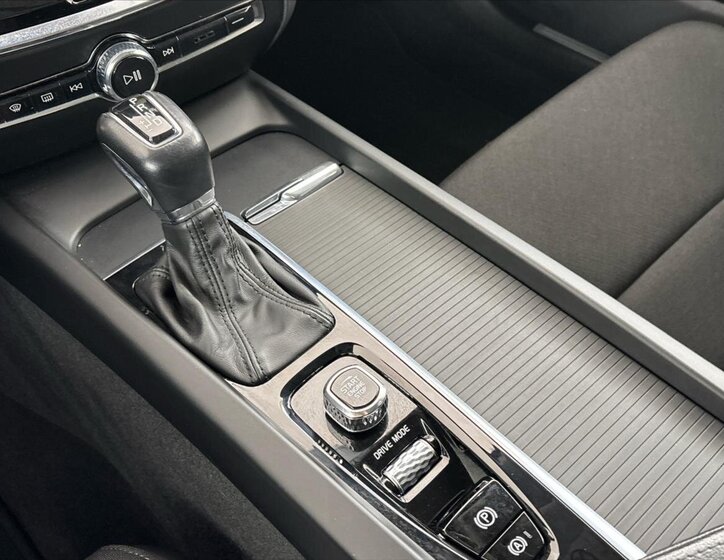 Volvo V60 Kombi 2,0 l 110 kw