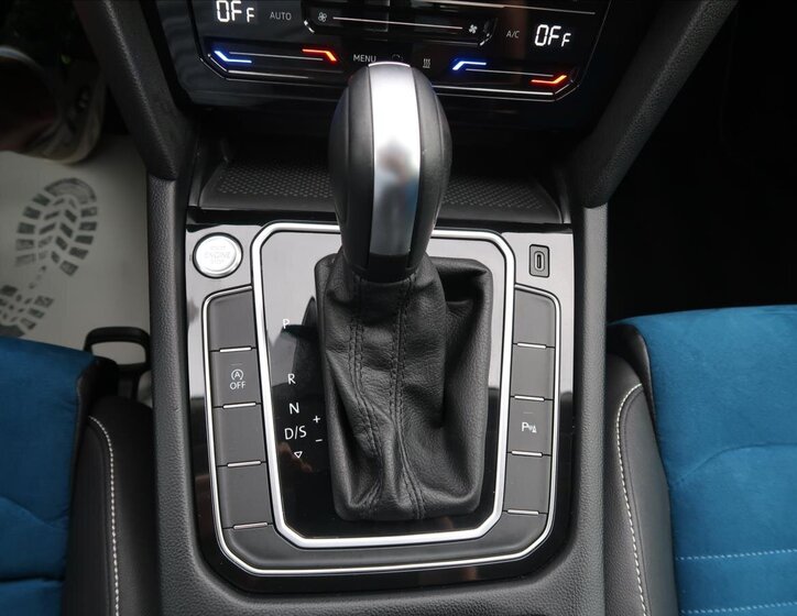 Volkswagen Passat 18