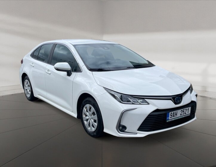 Toyota Corolla Sedan / Limuzína 1,8 l 72 kw