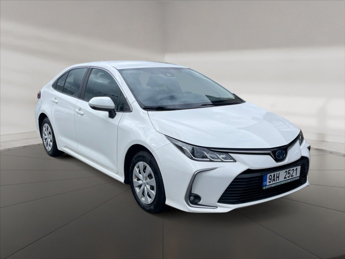 Toyota Corolla Sedan / Limuzína 1,8 l 72 kw