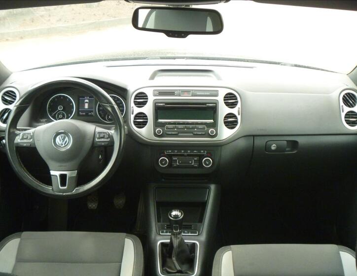 Volkswagen Tiguan 13