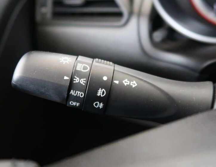 Suzuki Swift Hatchback 1,2 l 61 kw