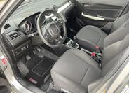 Suzuki Swift 13