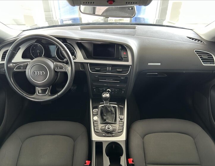 Audi A5 Sedan / Limuzína 2,0 l 140 kw