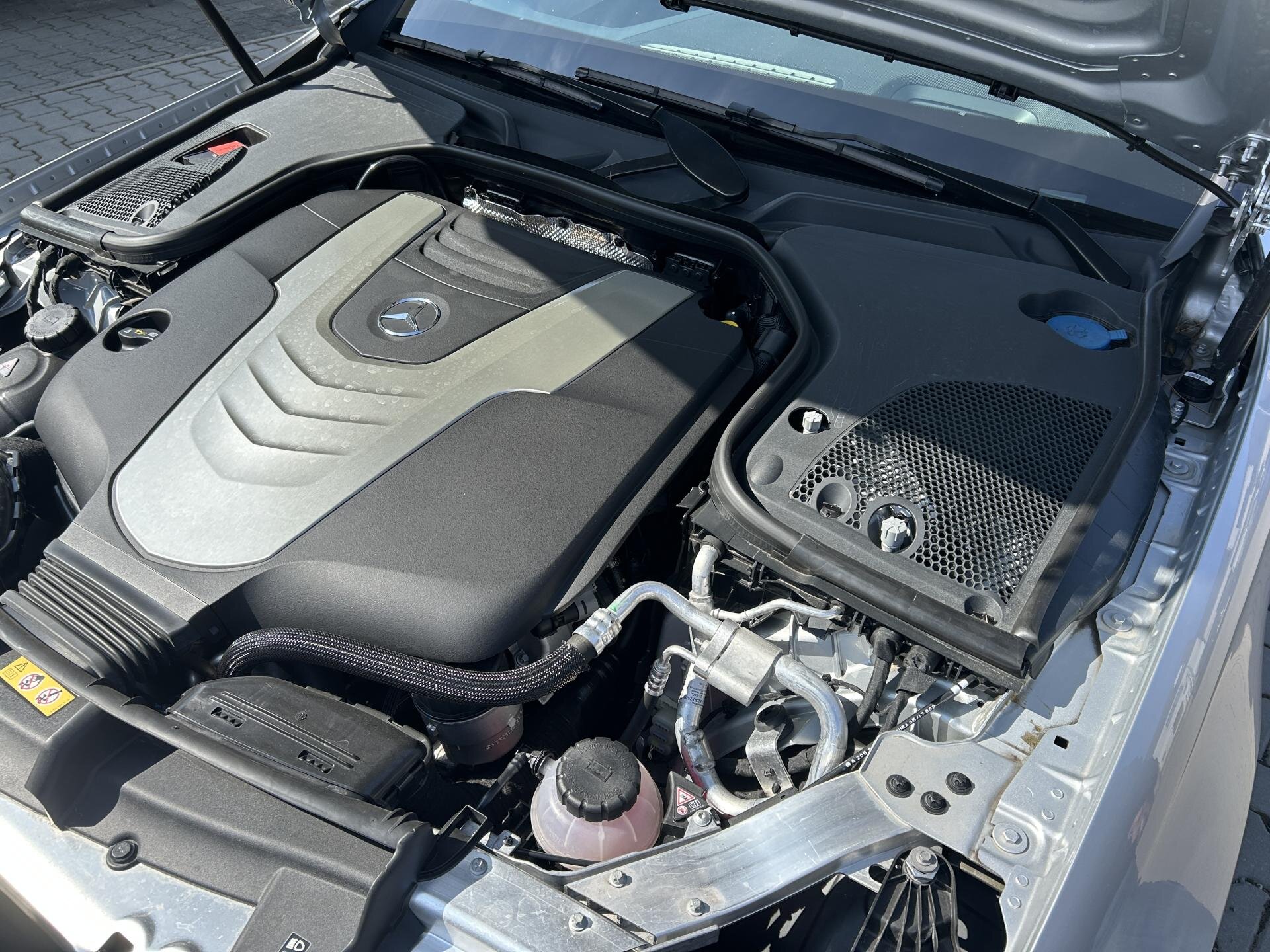 Mercedes-Benz Třídy E Sedan / Limuzína 3,0 l 190 kw