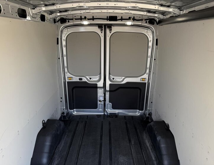 Ford Transit Skříň 2,0 l 96 kw