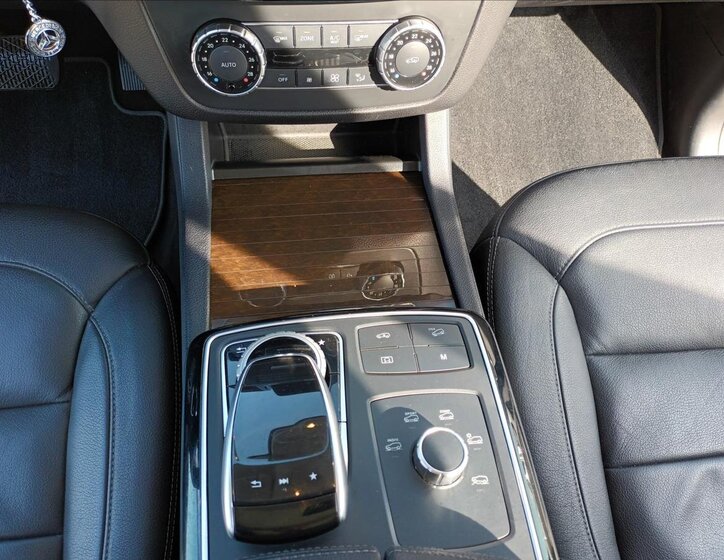 Mercedes-Benz GLS SUV / Terénní 3,0 l 190 kw