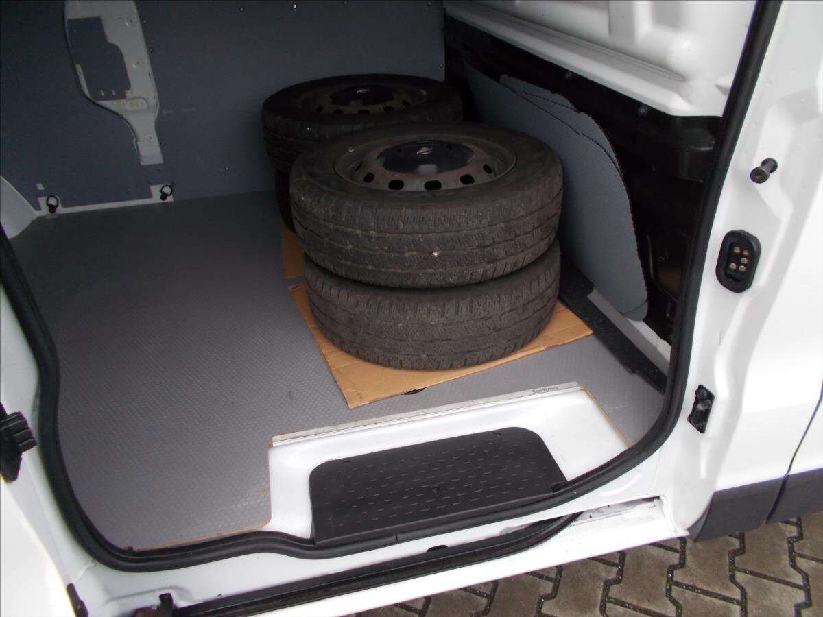 Opel Vivaro Ostatní 1,6 l 89 kw