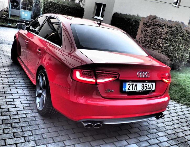 Audi S4 Sedan 3,0 l 245 kw