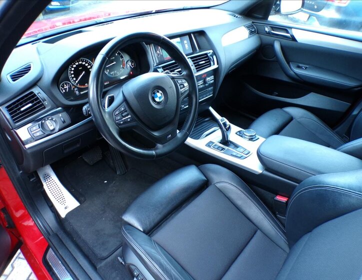 BMW X4 Sedan / Limuzína 3,0 l 190 kw