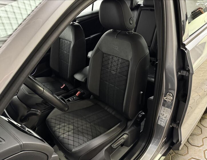 Volkswagen T-Roc MPV 2,0 l 110 kw