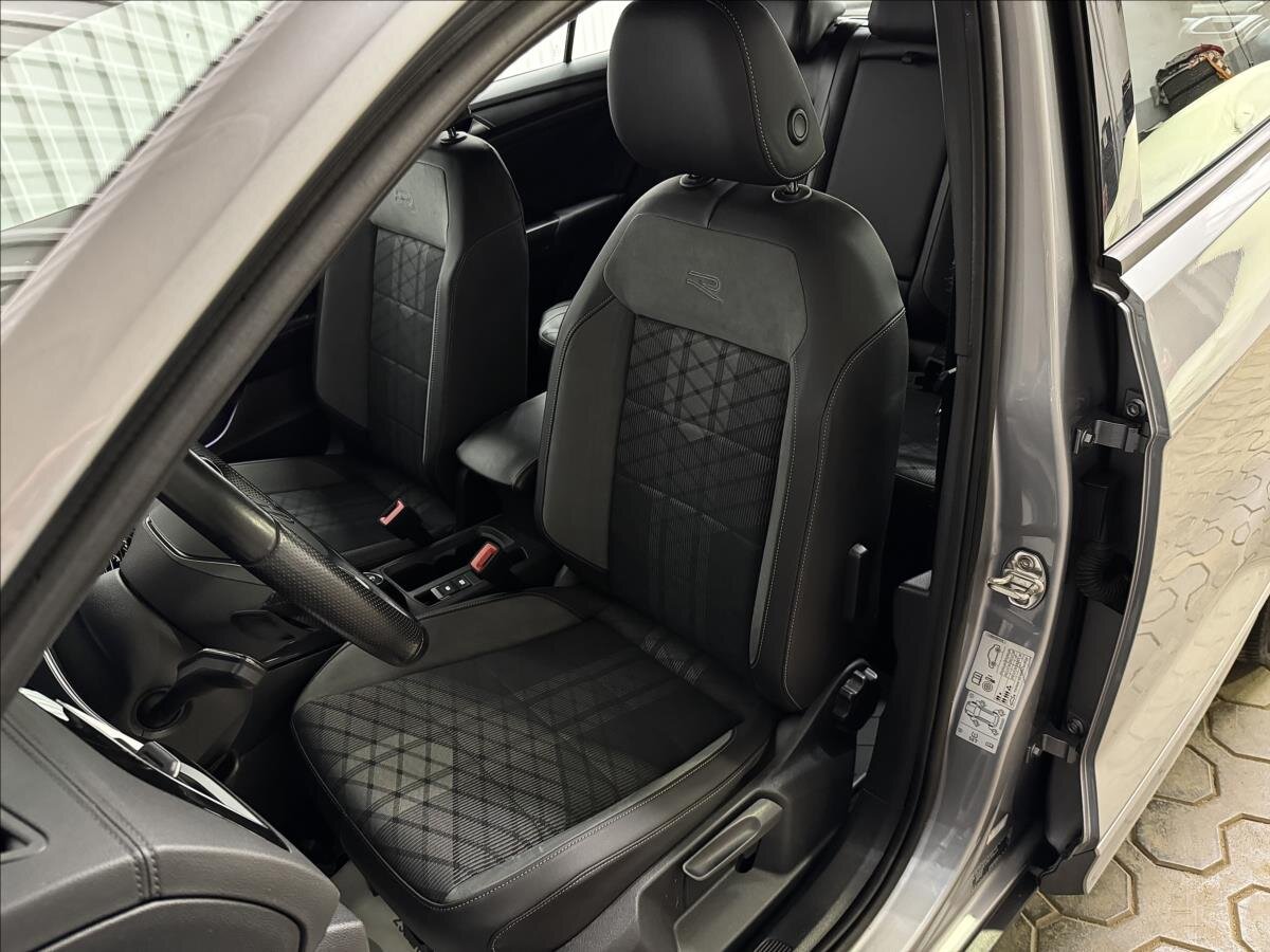 Volkswagen T-Roc MPV 2,0 l 110 kw