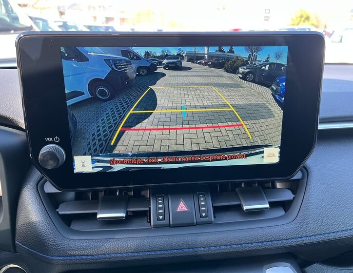 Toyota RAV4 SUV / Terénní 2,5 l 131 kw