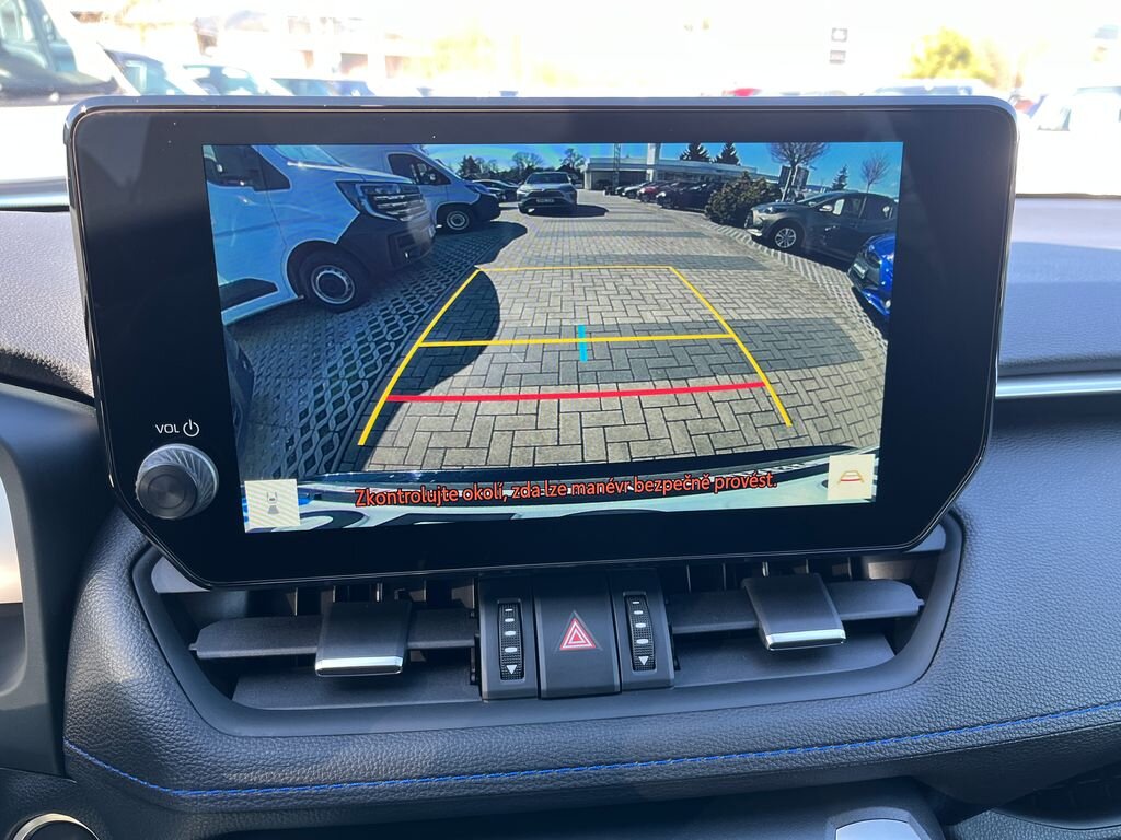 Toyota RAV4 SUV / Terénní 2,5 l 131 kw