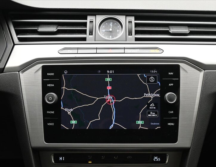 Volkswagen Passat 18