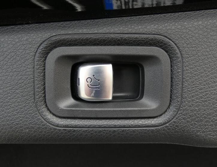 Mercedes-Benz Třídy E 22