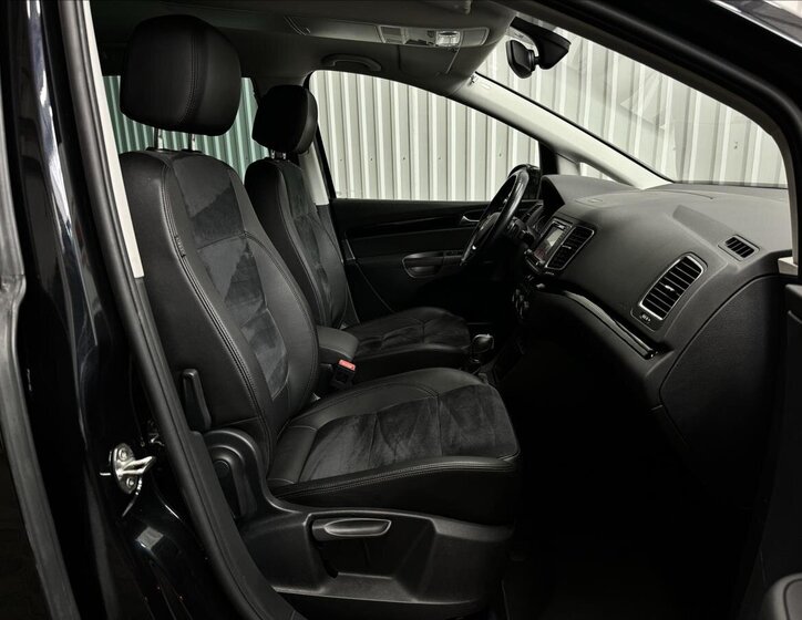 Volkswagen Sharan 38