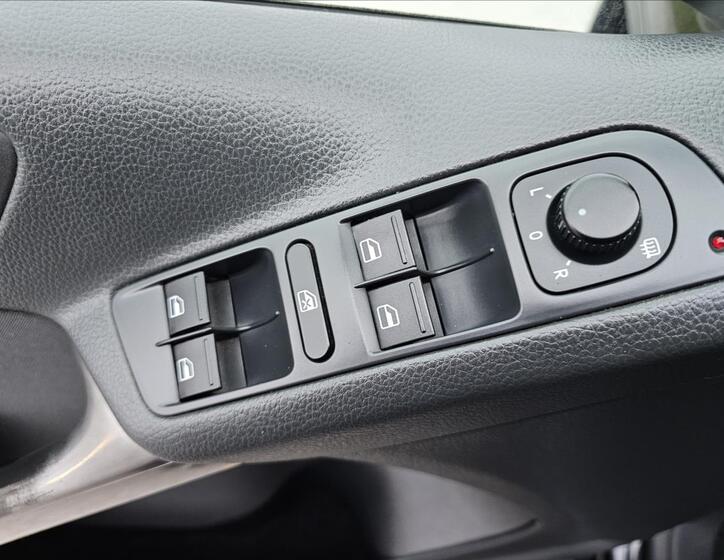 Volkswagen Tiguan 16