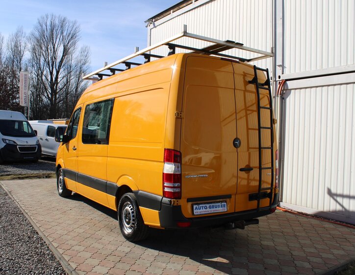 Mercedes-Benz Sprinter Užitková 2,1 l 120 kw