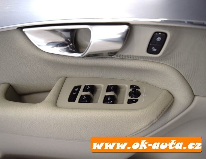 Volvo XC90 SUV 2,0 l 0