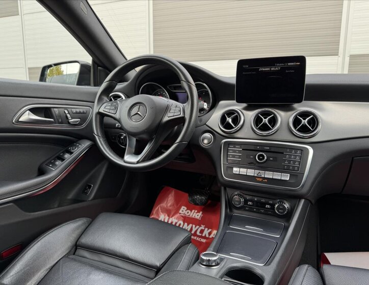 Mercedes-Benz CLA 25