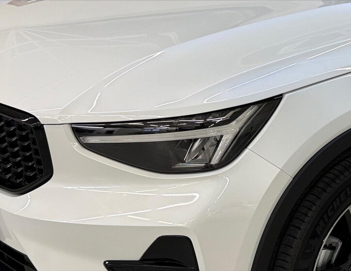 Volvo XC40 SUV / Terénní 2,0 l 120 kw