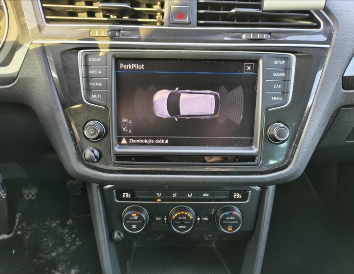 Volkswagen Tiguan SUV / Terénní 2,0 l 110 kw