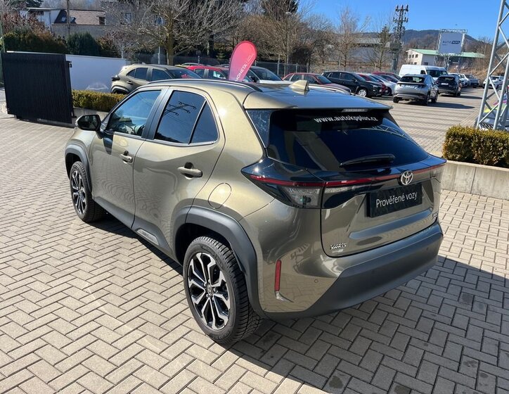 Toyota Yaris Cross SUV / Terénní 1,5 l 68 kw