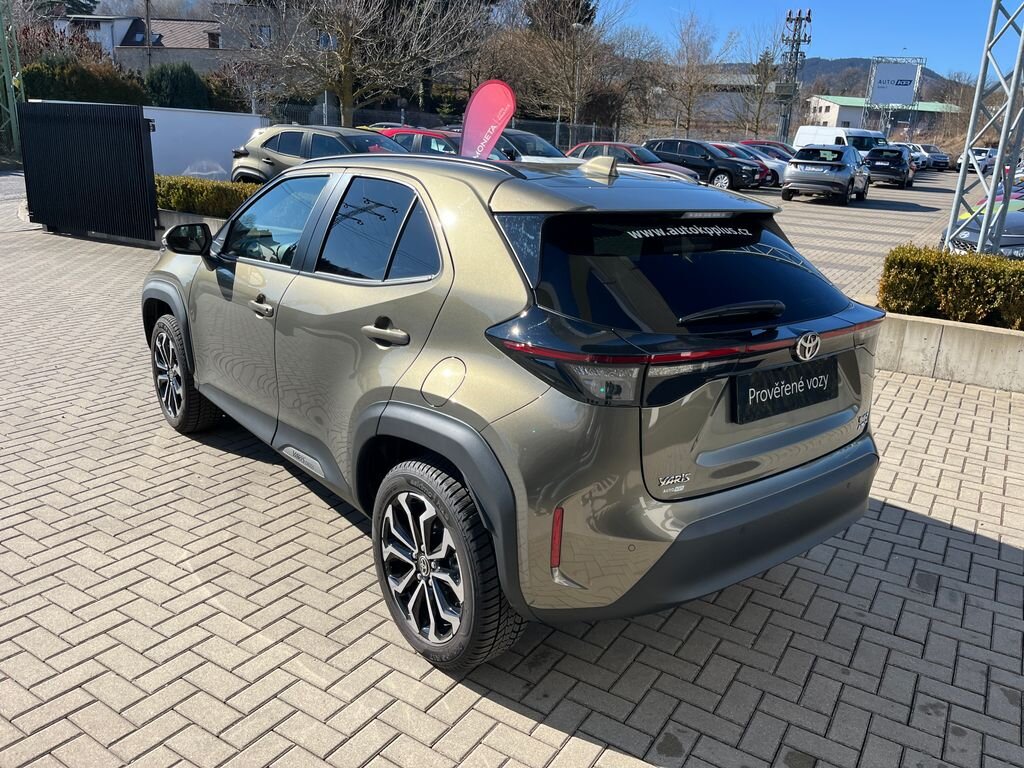 Toyota Yaris Cross SUV / Terénní 1,5 l 68 kw